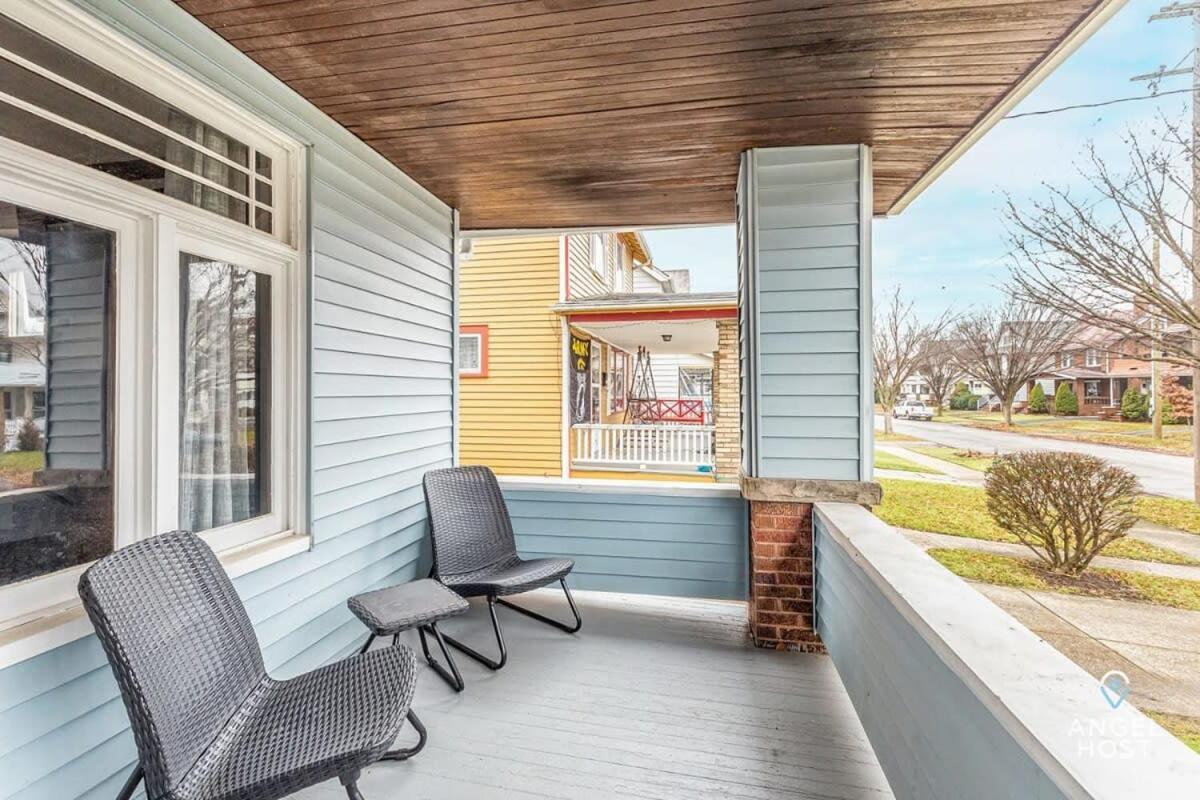 Beautifully Remodeled Duplex Apt In West Blvd Cleveland Eksteriør bilde
