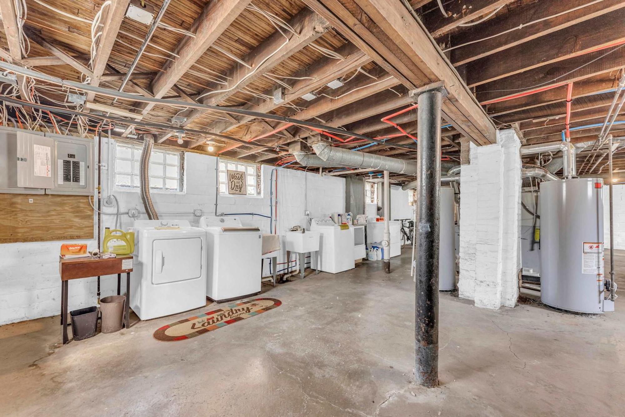 Beautifully Remodeled Duplex Apt In West Blvd Cleveland Eksteriør bilde