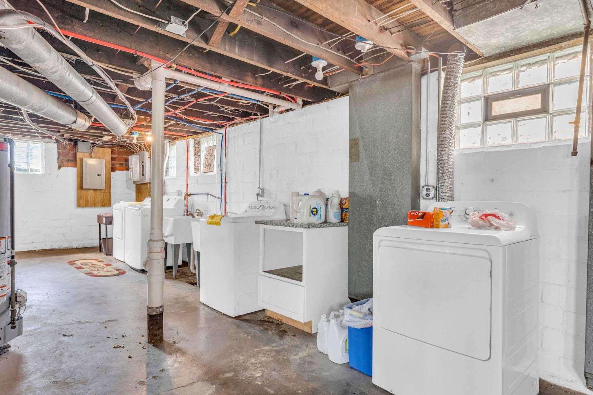 Beautifully Remodeled Duplex Apt In West Blvd Cleveland Eksteriør bilde