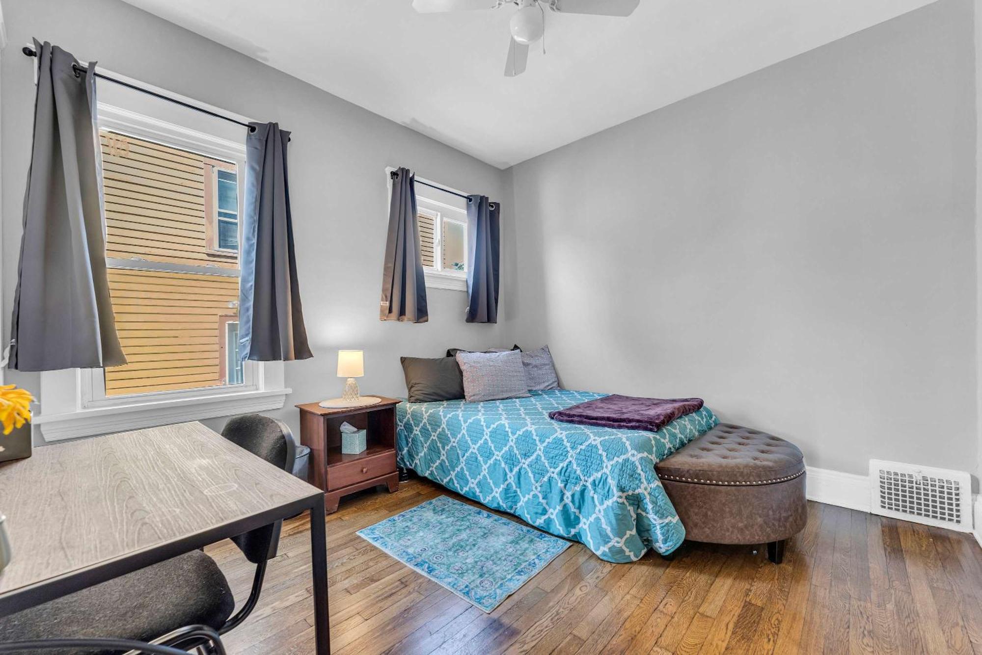 Beautifully Remodeled Duplex Apt In West Blvd Cleveland Eksteriør bilde